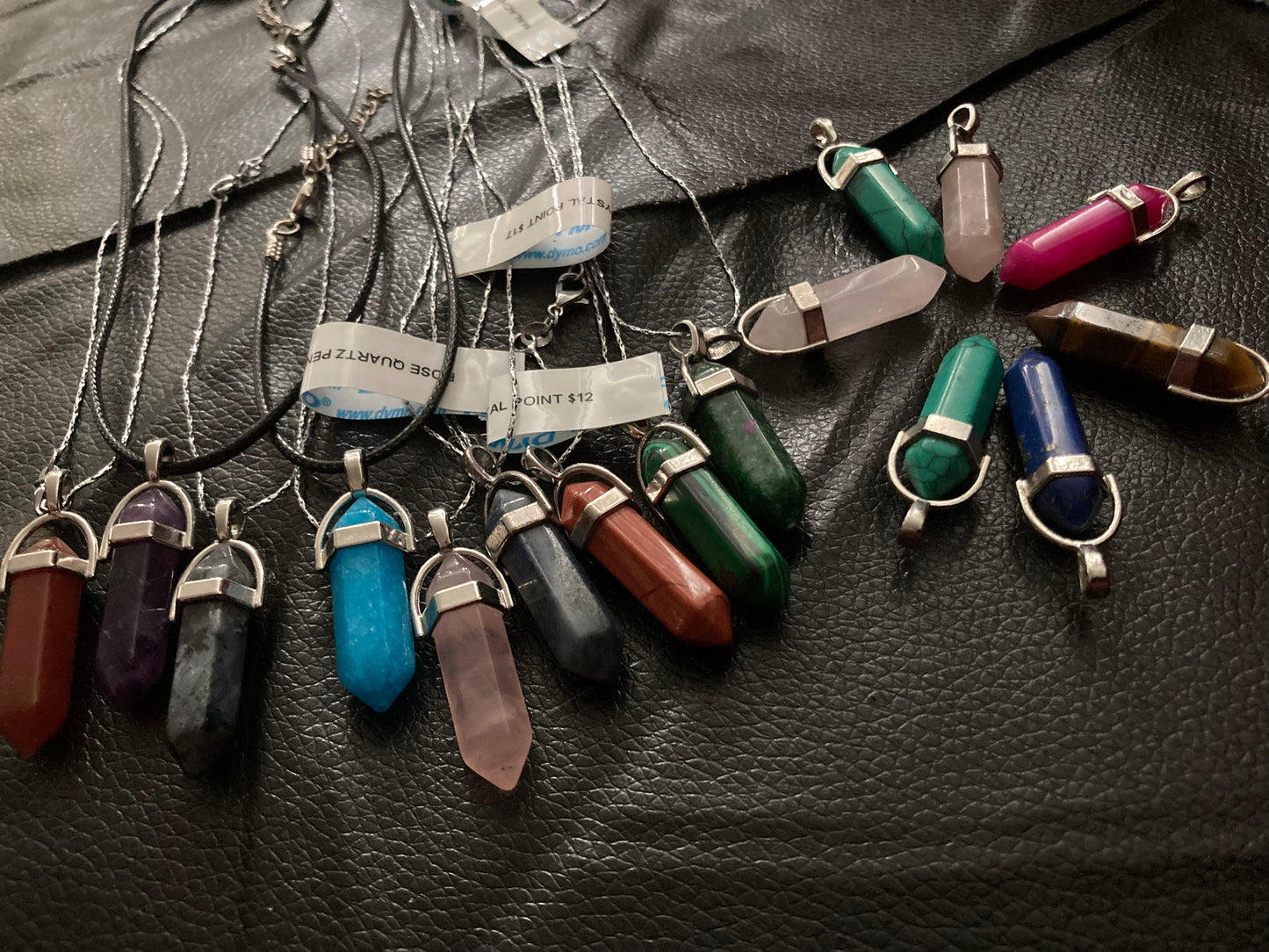 Crystal pendants necklace